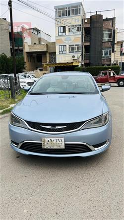 Chrysler 200